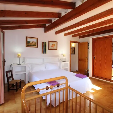 Holiday home Gato Den Vives